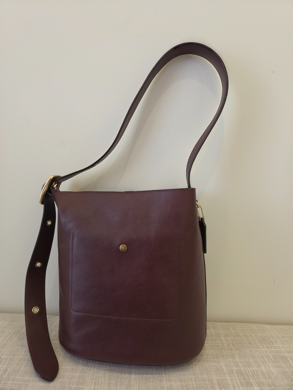 Coach Leather Bucket Bag in Burgundy - Picture 7 of 8